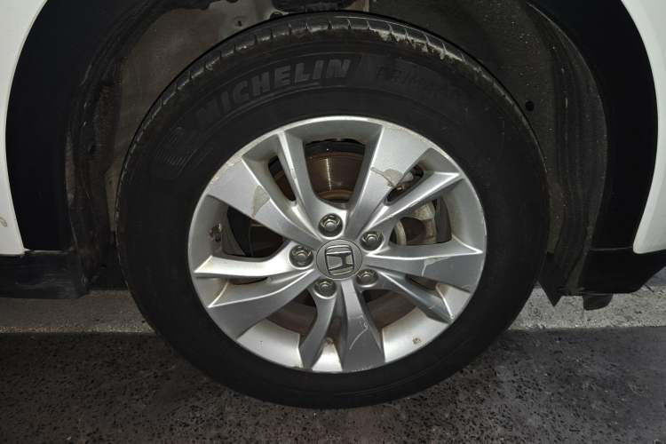 Used Honda Vezel 2015 1.5L CVT two-wheel drive Comfort trim Right Front Wheel Hub