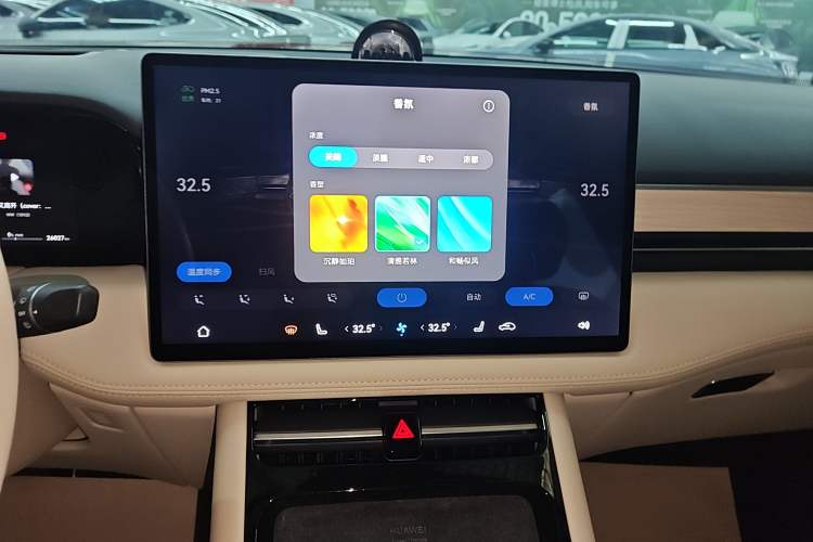 Used Hima AITO M5 2024 Extended-Range Max RS Four-Wheel Drive Advanced Intelligent Driving Version
