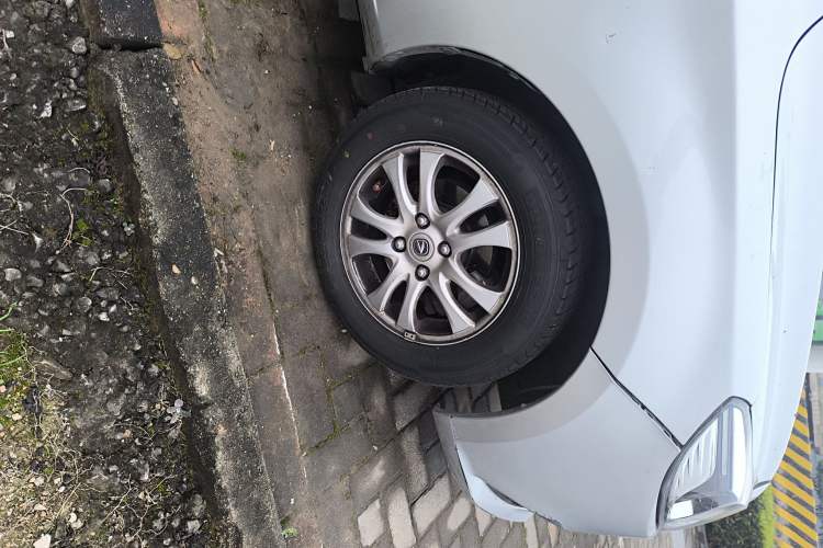 Used CHANGAN Alsvin V3 2015 1.4L Manual Meiman Model China IV Standard