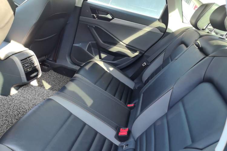 Used Volkswagen Sagitar 2019 280TSI DSG Comfort Version China VI Standard
