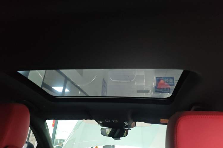 Used Jaguar XEL 2024 2.0T 250 PS R-DYNAMIC S Advanced Sport Edition Headliner