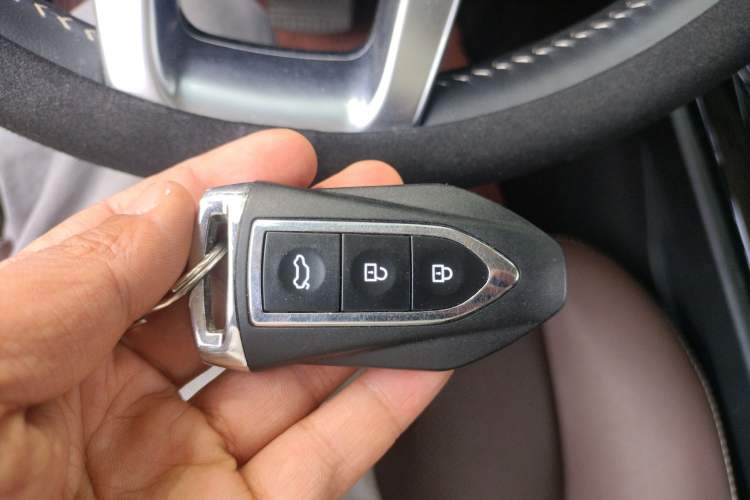 Used TRAUM S70 2018 1.5T Automatic Luxury 7-Seater
