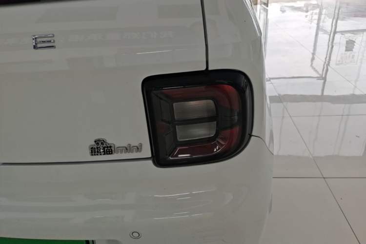 Used Geely Galaxy Panda 2024 Panda Mini 200km Endurance Bear