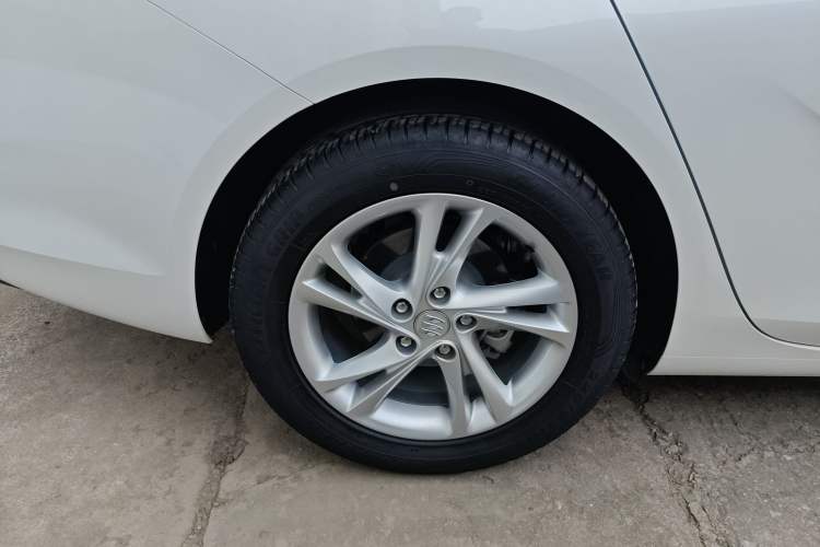 Used Buick Regal 2024 25T Deluxe Edition