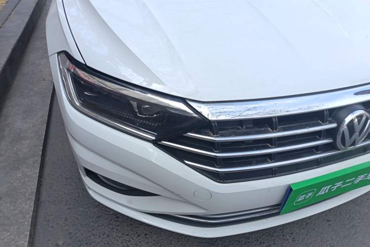 Used Volkswagen Sagitar 2019 280TSI DSG Comfort Version China VI Standard Right Front Headlight