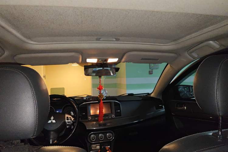 Used Mitsubishi Lancer EX 2011 Xinyuan Edition 2.0L CVT Flagship Model Headliner