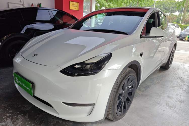 Used Tesla Model Y 2022 Revised Version Long-Range All-Wheel Drive Front Left 45 Deg