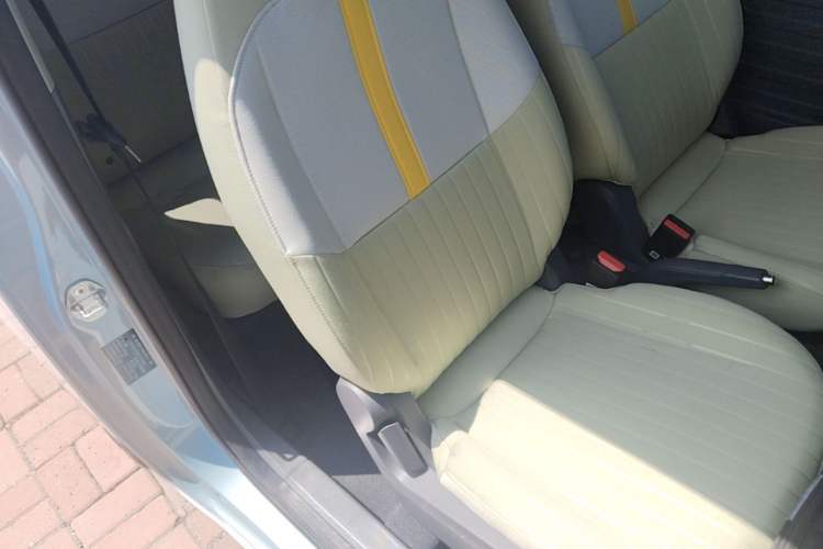 Used Geely Galaxy Panda 2023 Panda Mini 200km Endurance Bear
