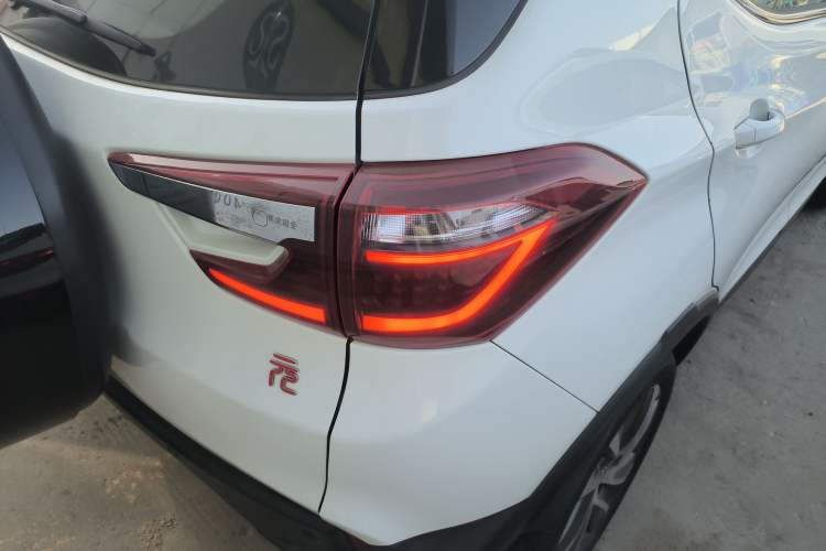 Used BYD Yuan 2017 1.5L Automatic Cool & Connected Model