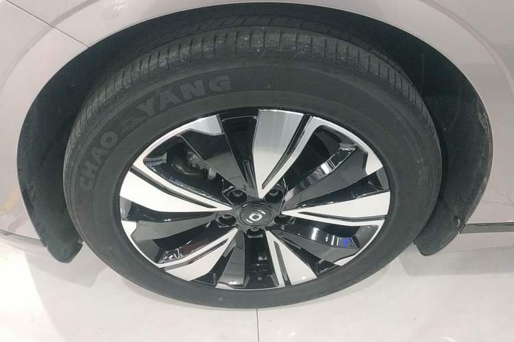 Used CHANGAN NEVO A07 2024 All-Electric "True Fragrant" Edition 515 Elite Model
