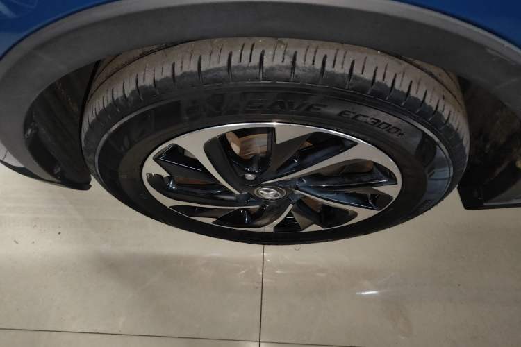 Used Toyota IZOA 2018 2.0L Yichi Version China VI Standard