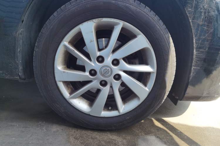 Used Nissan Sylphy 2014 1.6XV CVT Deluxe Edition