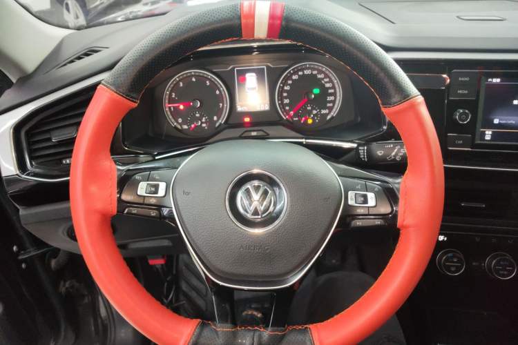 Used Volkswagen Tayron 2019 330TSI Two-Wheel Drive Luxury Model China VI Standard
