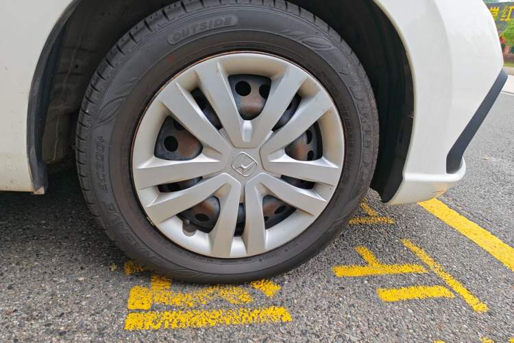 Used Honda Fit 2021 1.5L CVT Trend Edition Right Front Wheel Hub