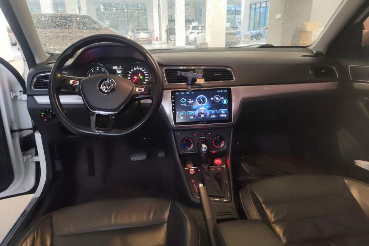 Used Volkswagen Lavida 2017 1.6L Automatic Comfort Edition