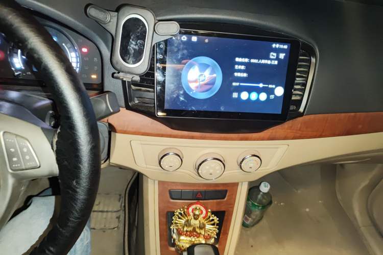 Used Roewe 350 2014 1.5L Automatic Xunyue Version Audio And AC Panel