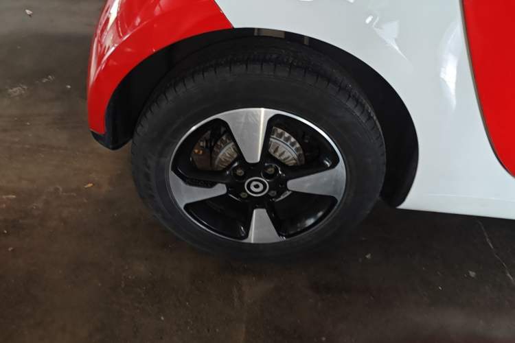 Used smart fortwo 2018 1.0L 52kW Hardtop Dynamic Version China V