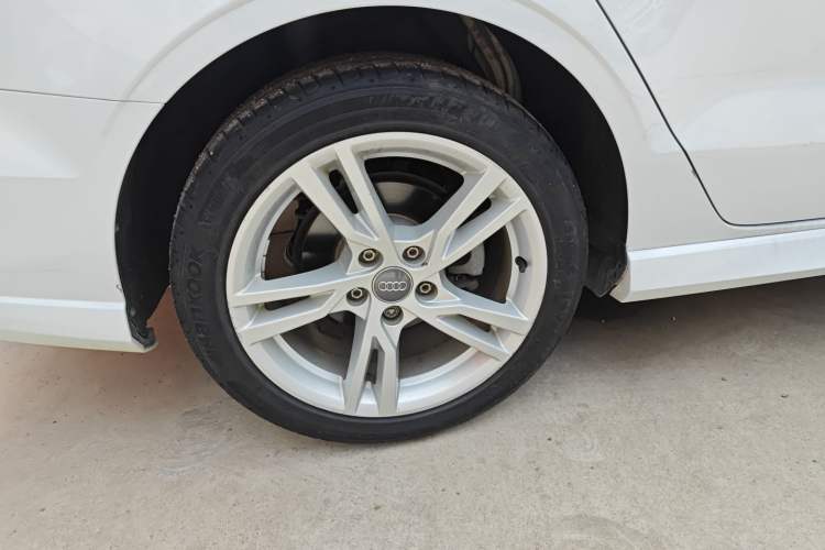 Used Audi A3 2020 Limousine 35 TFSI Fashion Edition China VI Emission Standard