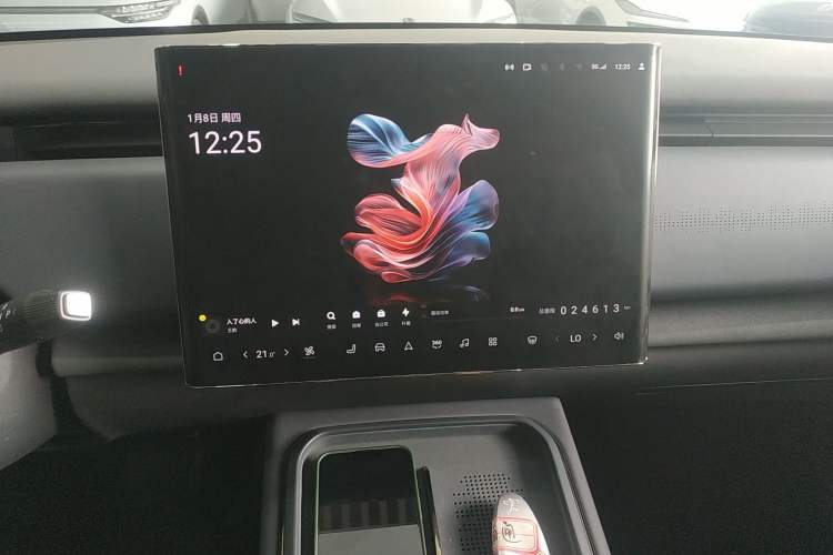 Used VOYAH COURAGE 2024 Four-Wheel Drive Global Edition Audio And AC Panel