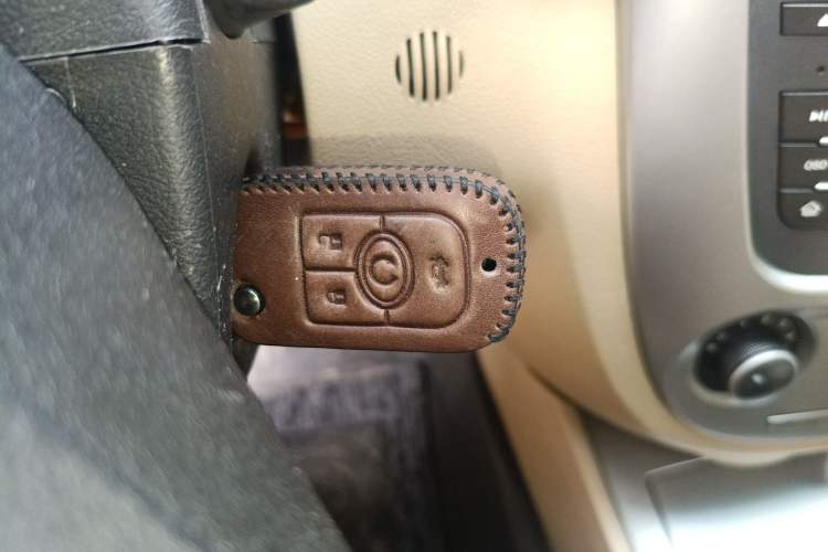 Used Buick Excelle 2011 1.6 LX-MT Vehicle Key