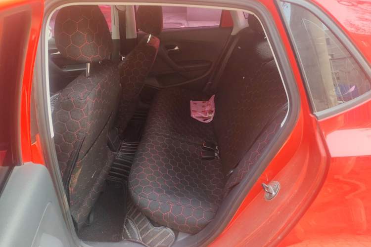 Used Volkswagen Polo 2013 1.6L Automatic Comfort Edition