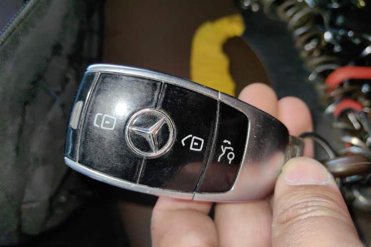 Used Mercedes-Benz E-Class 2020 Restyled E 300 L Sporty and Stylish Edition
