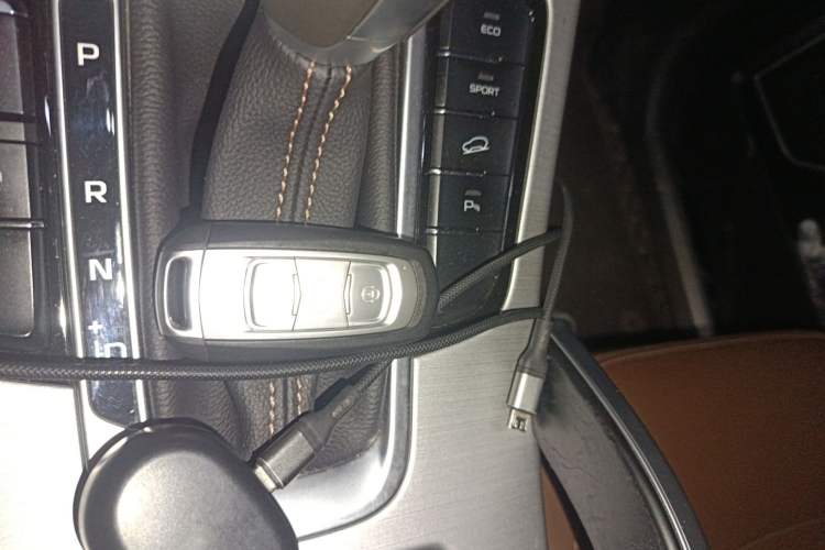 Used Geely Auto Emgrand X7 Sport 2016 1.8TD Automatic ZhiZun Version