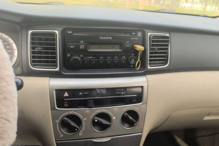 Used Toyota Corolla EX 2013 1.6L Manual Luxury Edition