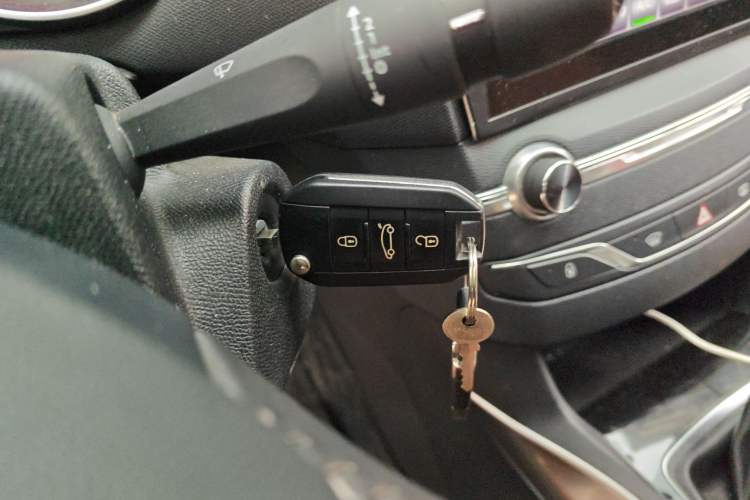 Used Peugeot 408 2016 1.6T Automatic Luxury Edition Vehicle Key