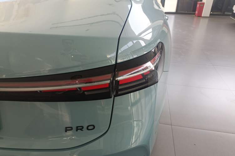 Used Volkswagen Passat 2025 Pro 380TSI Starry Dragon Luxury Edition