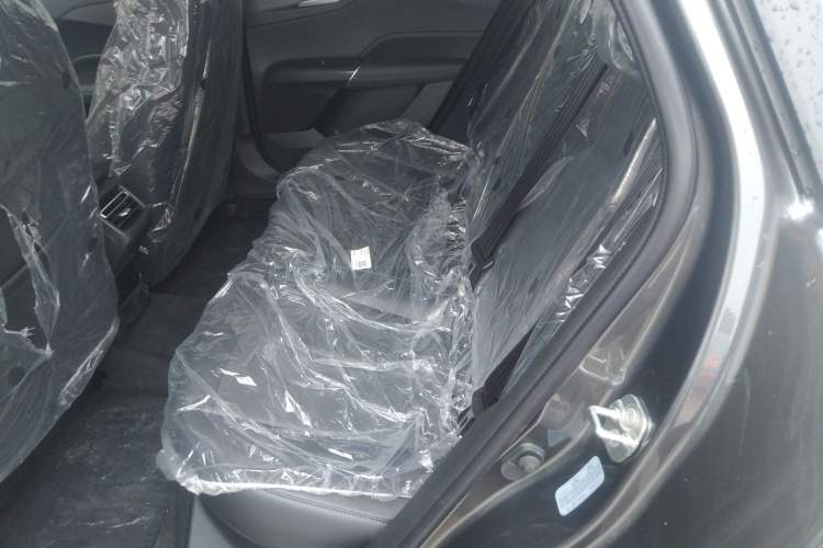 Used CHANGAN Eado 2025 Blue Whale 1.5T 500Bar Prestige Model
