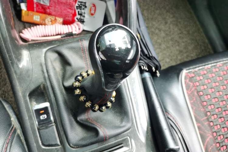 Used CHANGAN CS75 2017 Shangku Edition 1.5T Manual ZhiXiang Model
