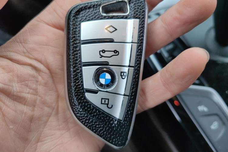 Used BMW 5 Series 2020 530Li Luxury Edition Premium Package Vehicle Key