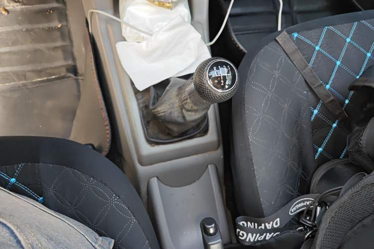 Used Volkswagen Jetta 2010 1.6L Partner