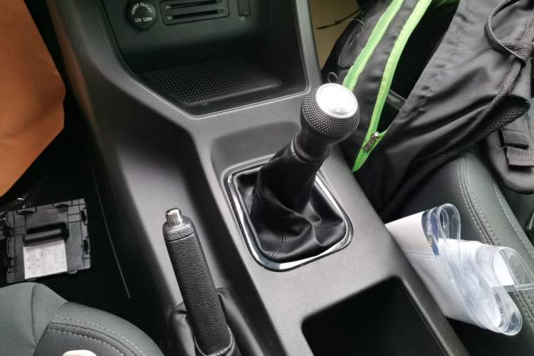 Used FORTHING Lingzhi 2023 M5L 1.6L Comfort Edition 7-Seater