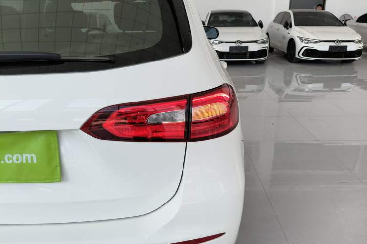 Used Mercedes-Benz B-Class 2021 B 180 Fashion Model