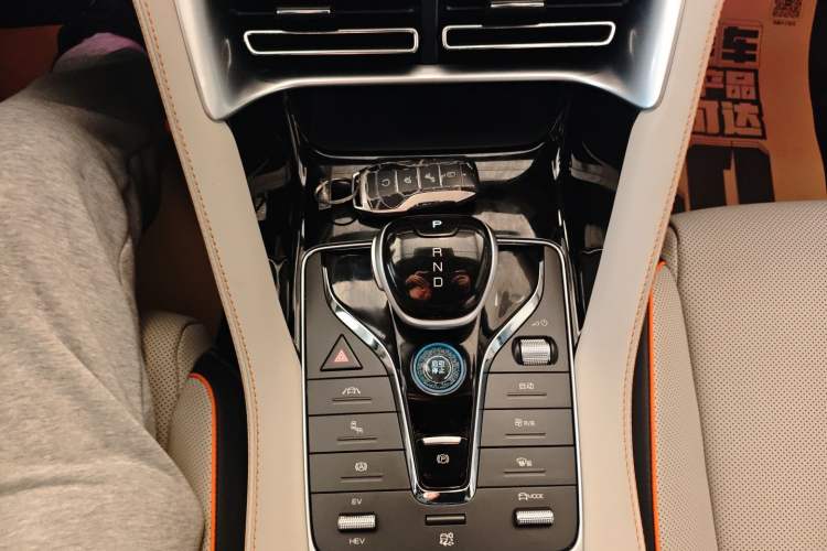 Used BYD Song PLUS New Energy 2021 DM-i 110KM Flagship PLUS Gear Lever