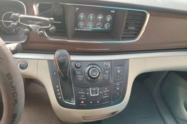 Used Buick GL8 2017 25S Luxury Version China V Standard