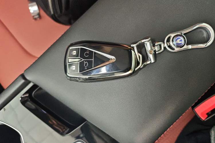 Used CHANGAN Eado 2025 PLUS 1.4T Dual-Clutch High-Energy Version
