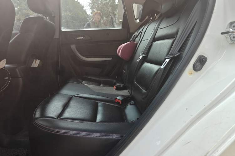 Used CHANGAN CS35 2015 1.6L Automatic Luxury Model China V Standard Left Rear Seat