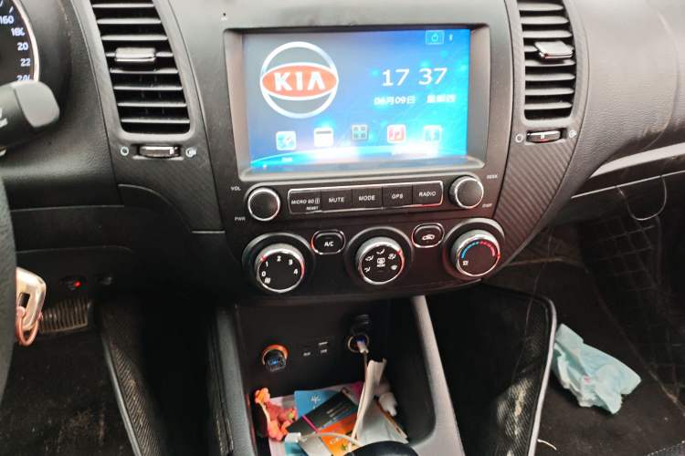 Used Kia K3 2015 1.6L Automatic GL Audio And AC Panel