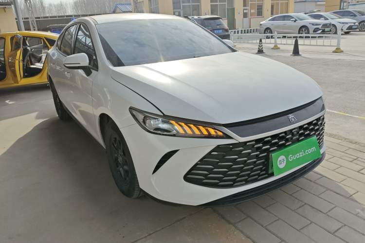 Used BYD Qin PLUS 2025 DM-i Smart Drive 55KM Leading Model