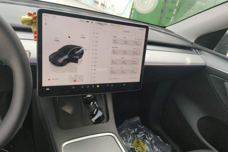 Used Tesla Model Y 2024 Rear-Wheel-Drive Version
