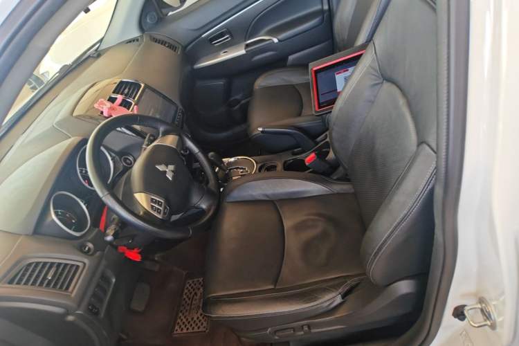 Used Mitsubishi ASX 2016 2.0L CVT Two-Wheel Drive Navigation Edition