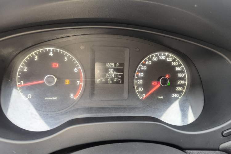 Used Volkswagen Sagitar 2014 Revised Version 1.6L Automatic Comfort Edition