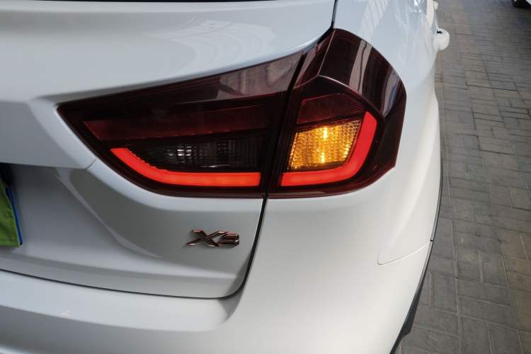 Used Geely Auto Vision X3 2020 1.5L CVT Luxury Model Right Rear Taillight