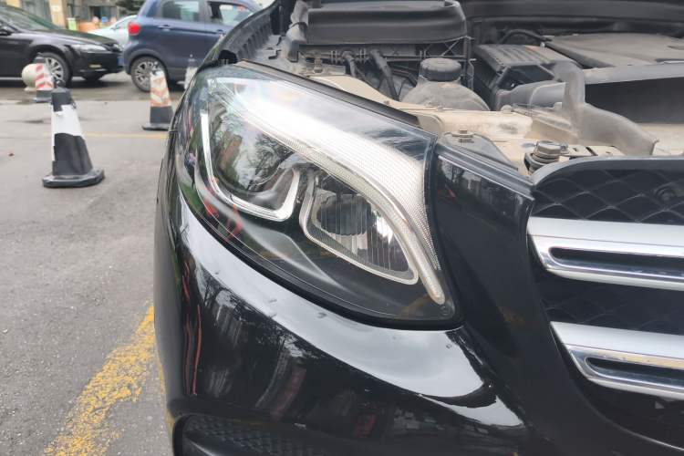 Used Mercedes-Benz GLC 2019 Facelift GLC 260 L 4MATIC Luxury Model Right Front Headlight