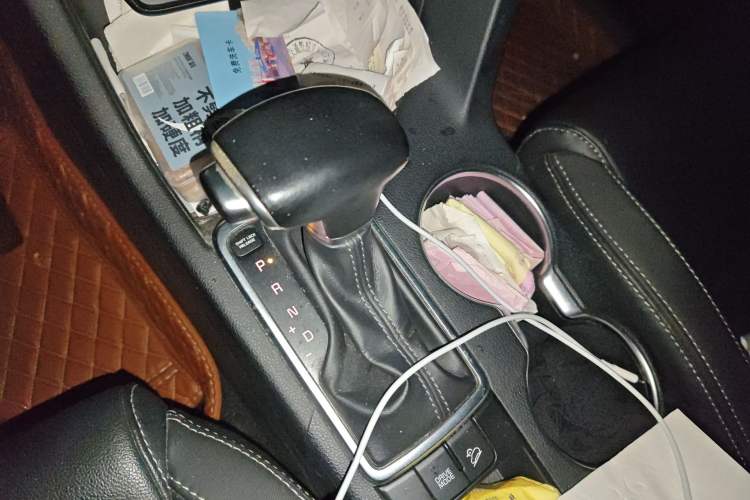 Used Kia KX5 2016 1.6T Automatic Two-Wheel Drive DLX
