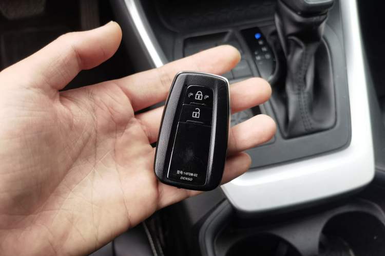 Used Toyota RAV4 2020 2.0L CVT Two-Wheel Drive Fashion Edition