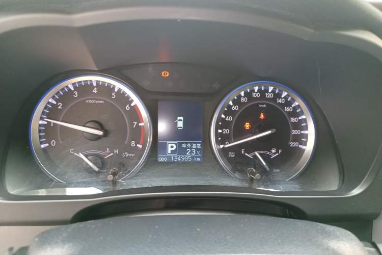 Used Toyota Highlander 2015 2.0T Four-Wheel Drive Luxury Edition 7-Seater Instrument Cluster